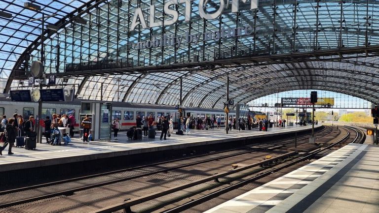The upper level at Berlin Hbf is on an east-west route so it is used by trains to and from Poland and The Netherlands