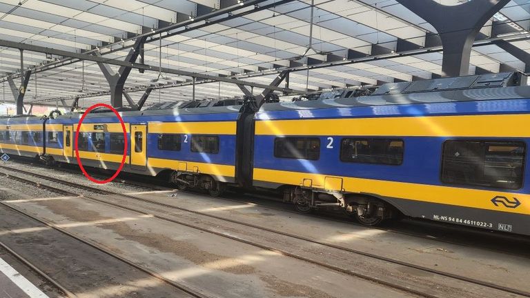 On these ICNG trains, the seats between the sets of doors have step-free access.